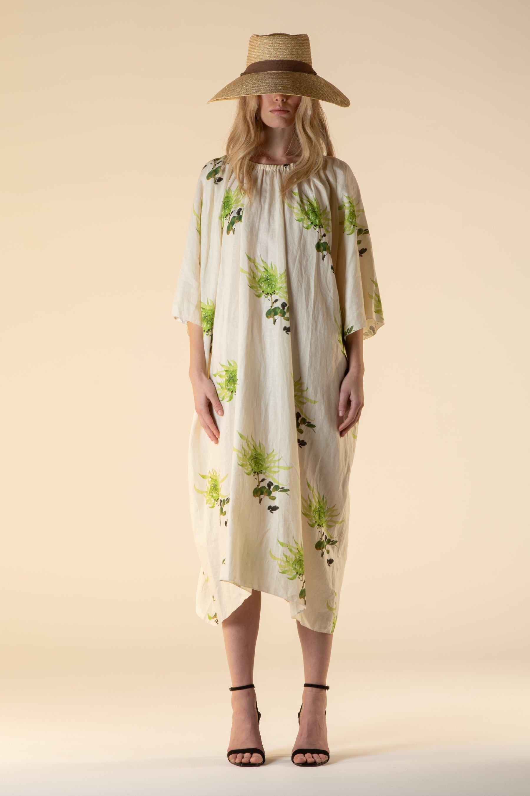 Laguna Linen Kaftan Green Chrysanthemum