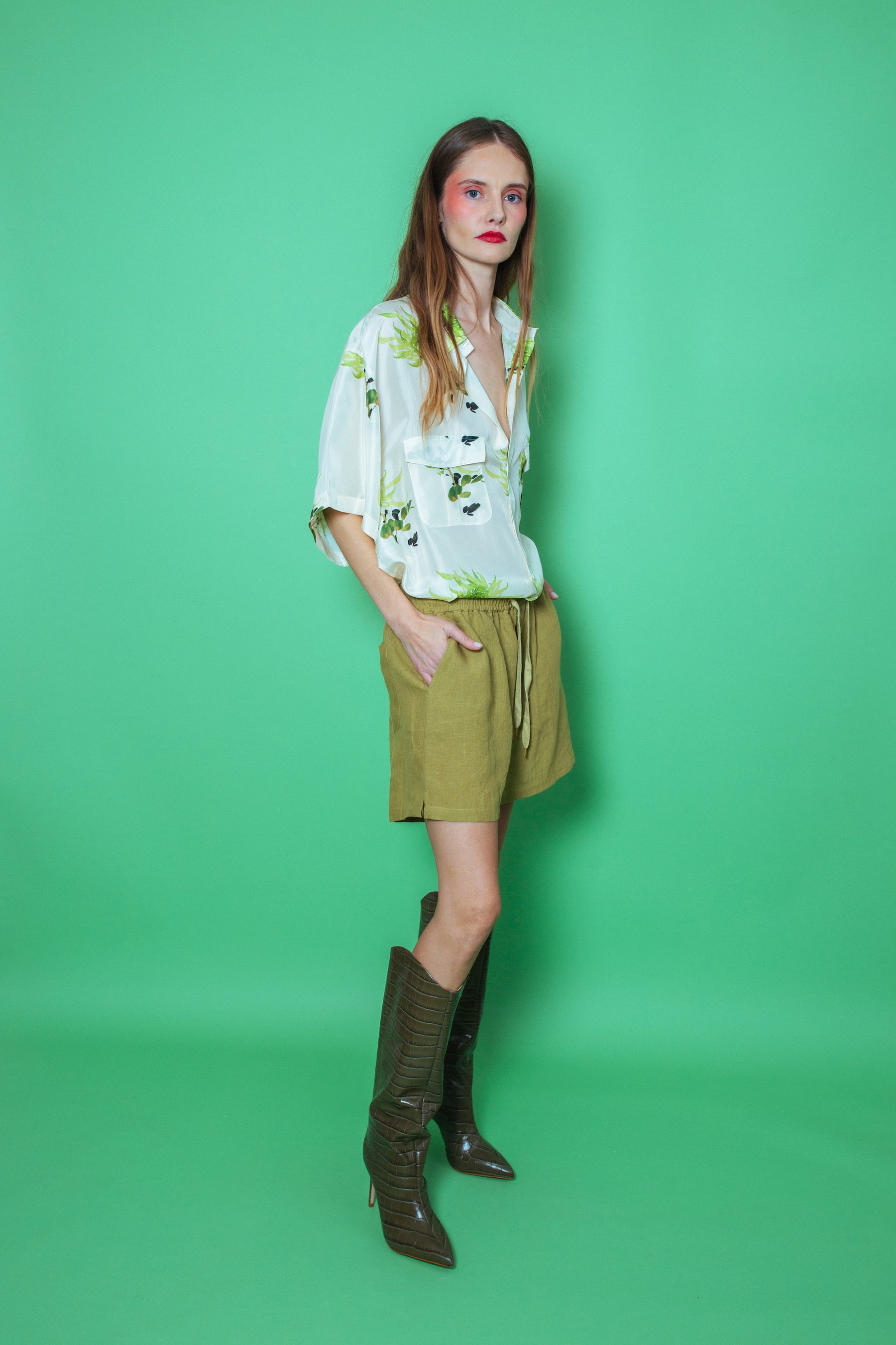 Safari Double Pocket Silk Shirt Green Chrysanthemum 