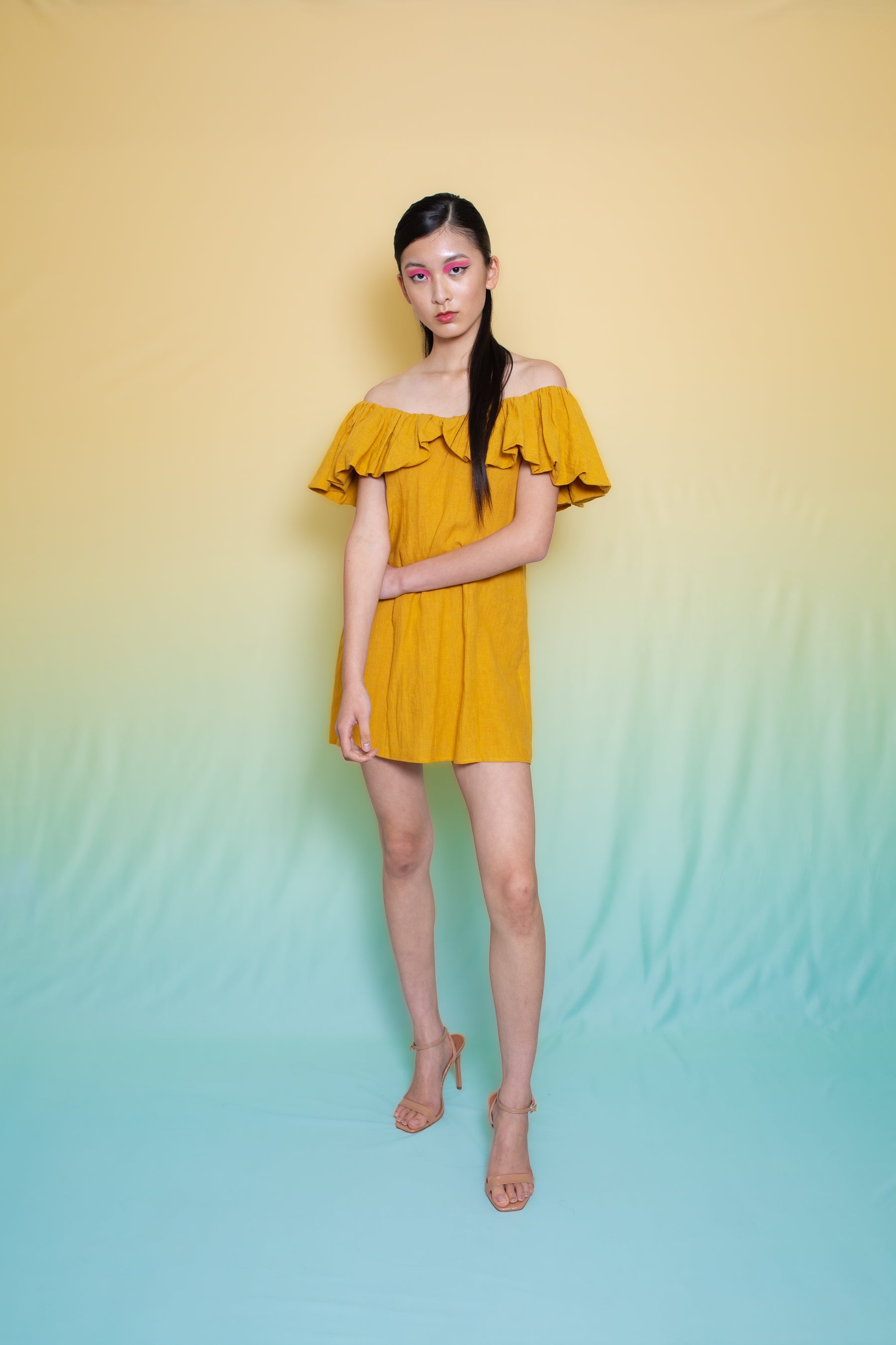 Daytona Linen Off-Shoulder Short Dress Gold