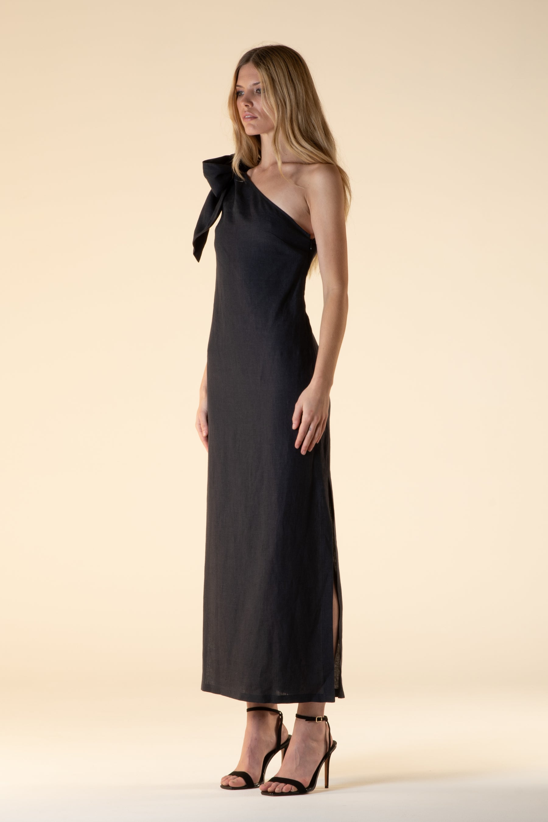 Luxor Linen One Shoulder Bow Tie Dress Ink