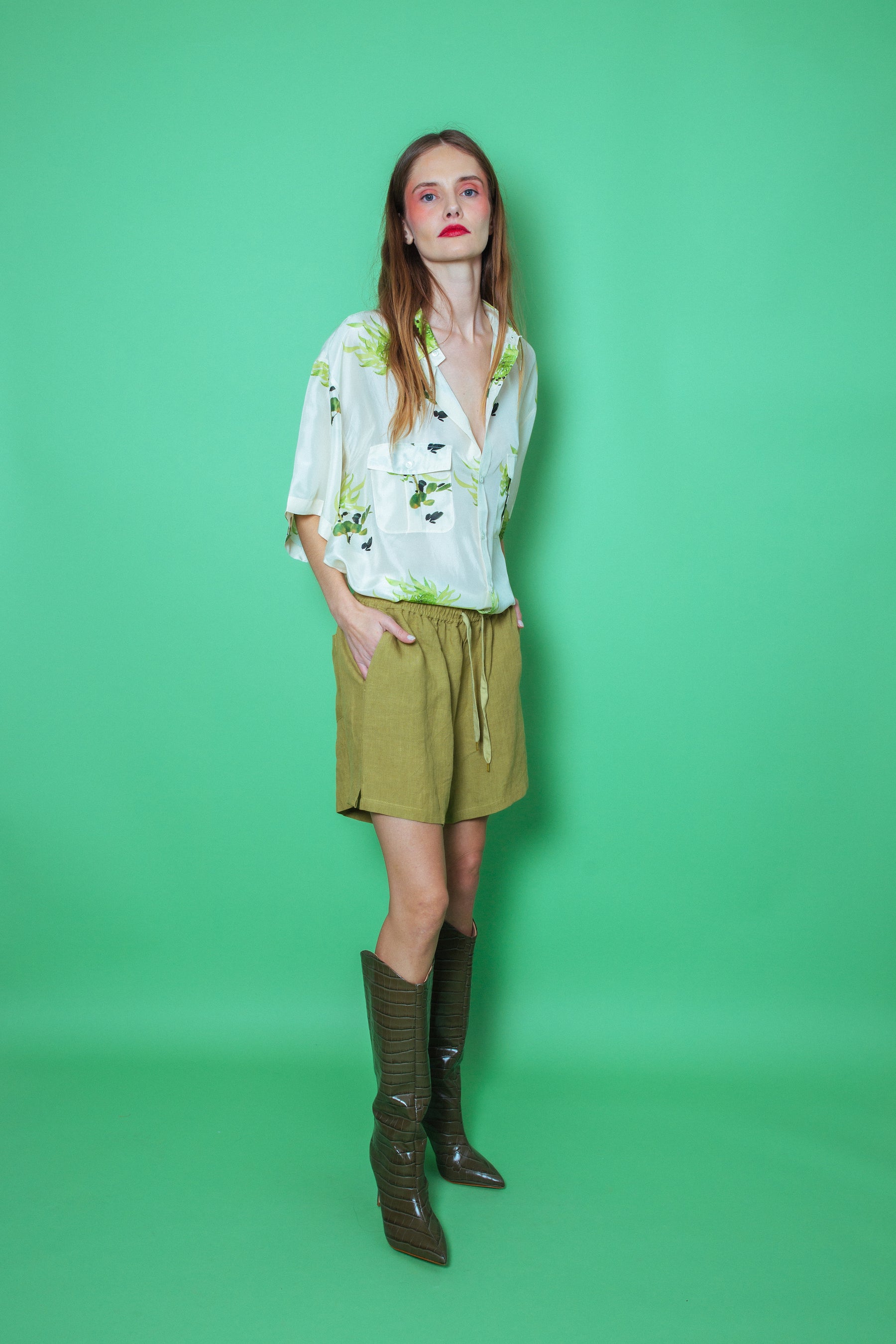 Safari Double Pocket Silk Shirt Green Chrysanthemum 