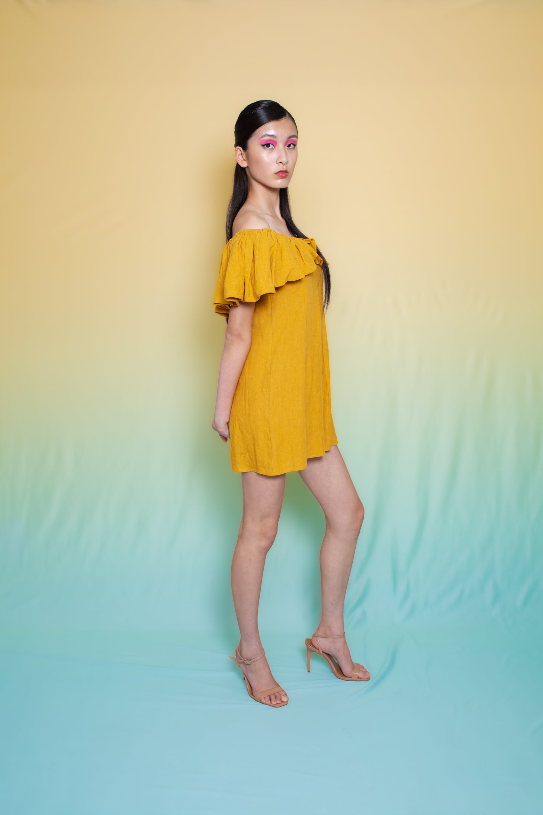 Daytona Linen Off-Shoulder Short Dress Gold