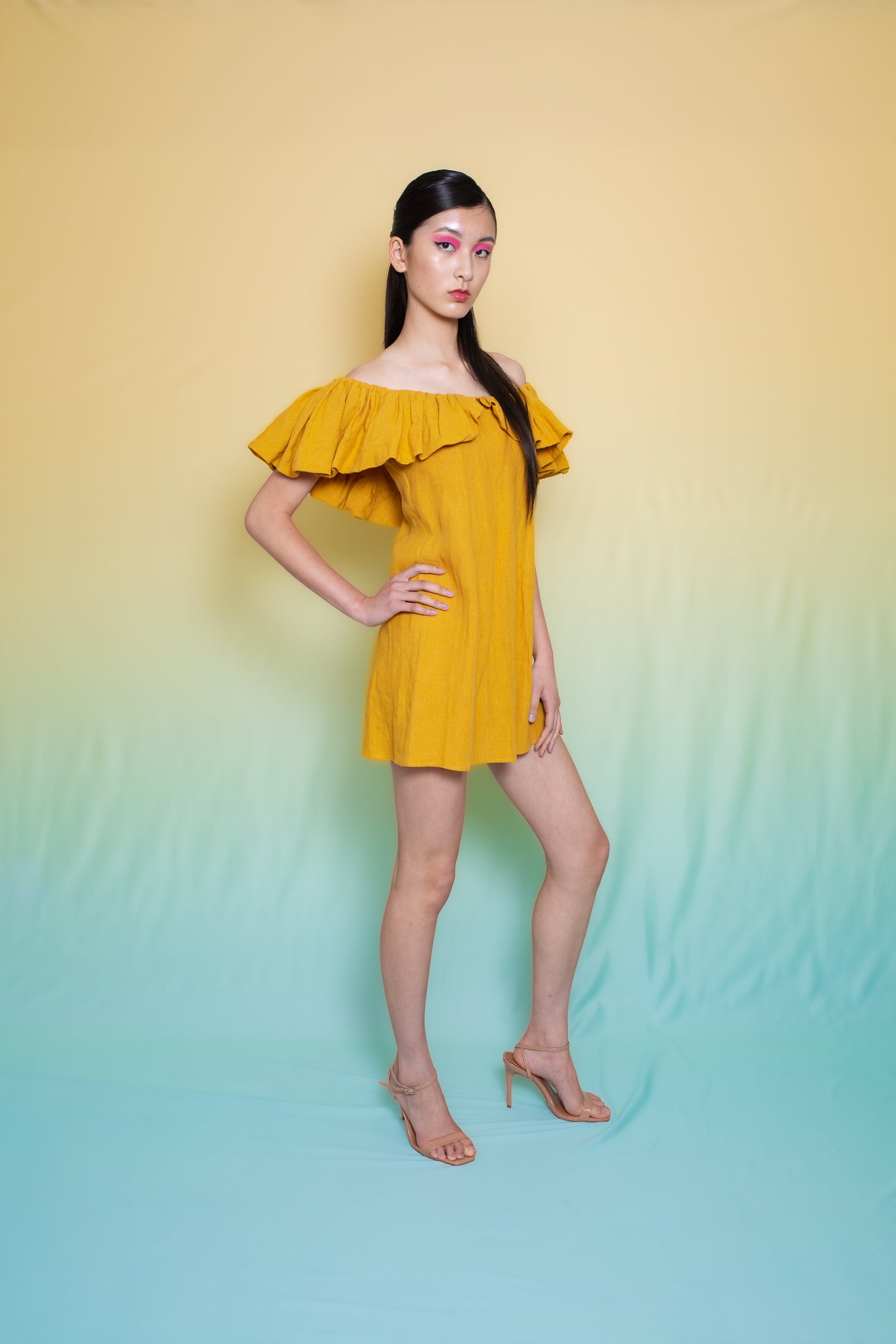 Daytona Linen Off-Shoulder Short Dress Gold