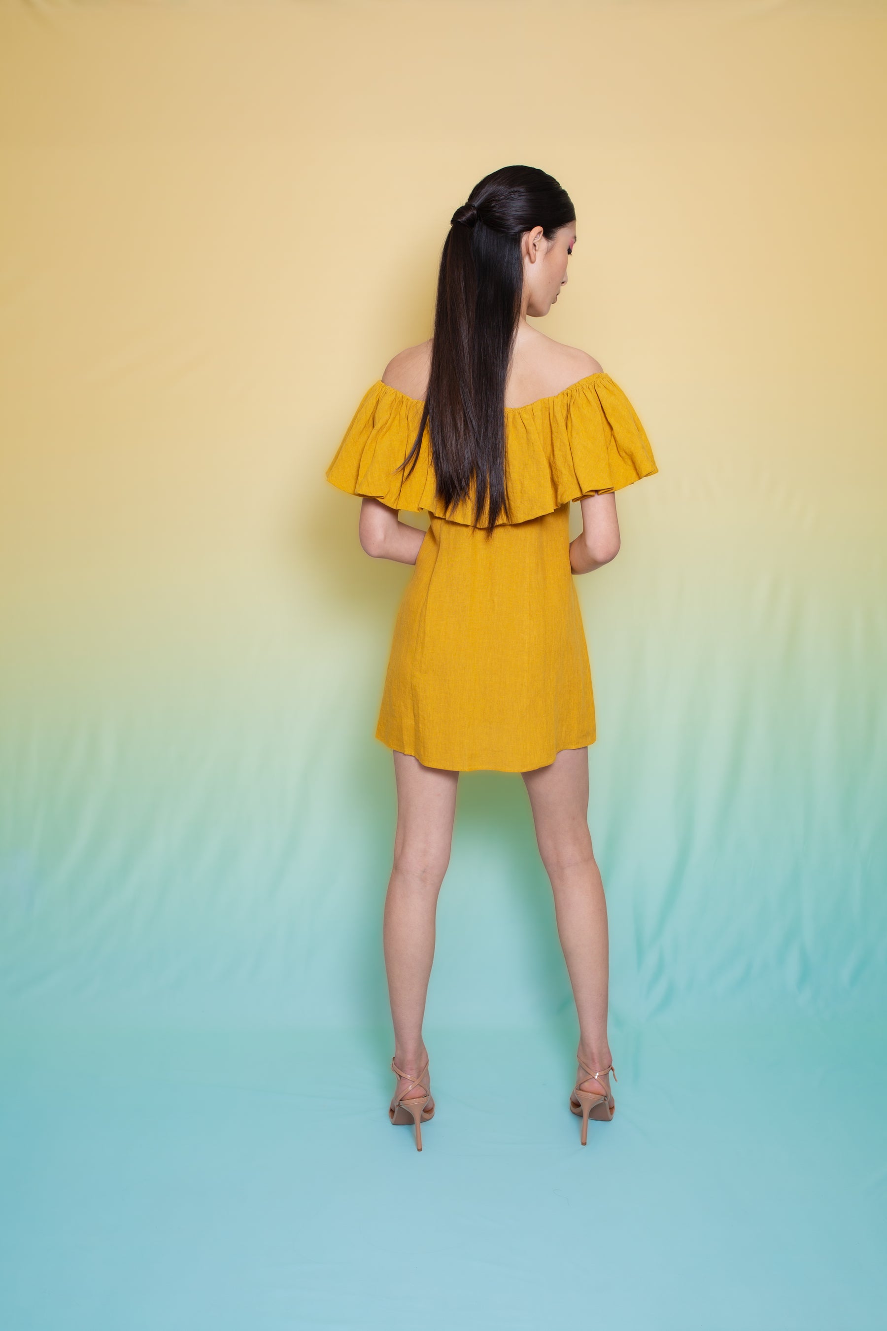 Daytona Linen Off-Shoulder Short Dress Gold