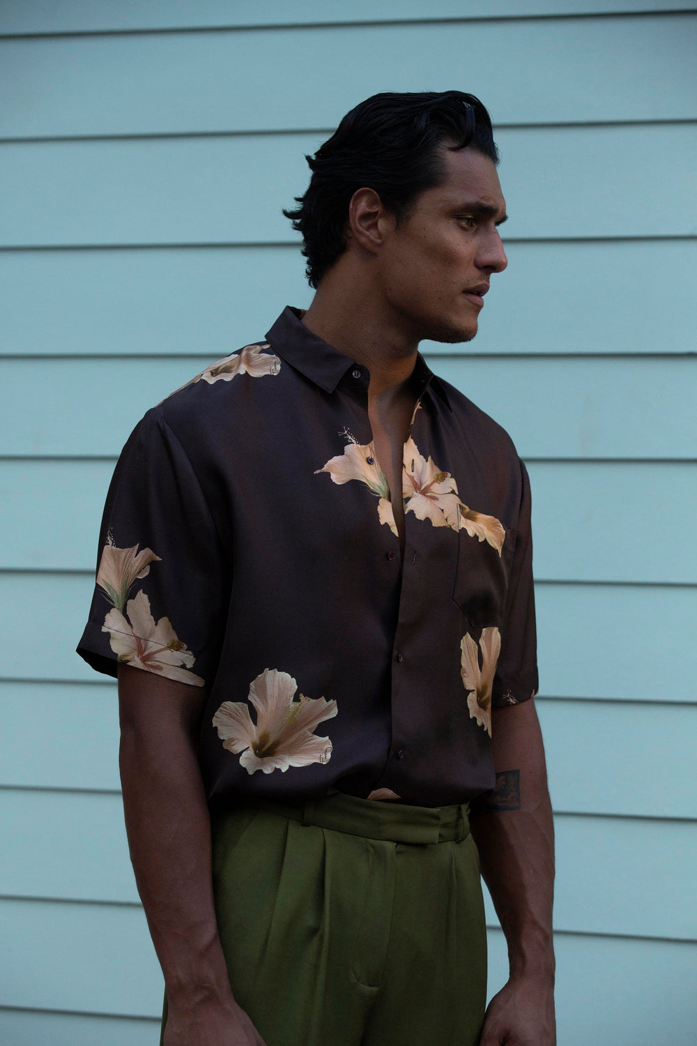 Boyfriend Silk Shirt Chocolate Modern Hawaiian Man